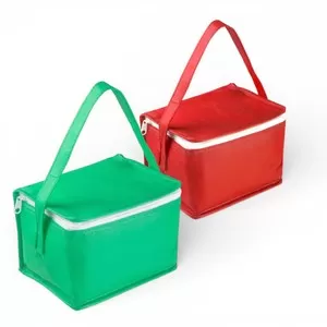 Bolsa Térmica Personalizada | Dimensões (L x A x P): 14.0 x 18.0 x 13.0 | Peso = 30 g